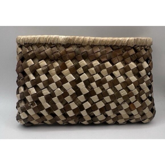 Hawaiian Lauhala Clutch Purse - Double-Stripe - Medium 7.5" x 4.5" x 1" - Picture 4 of 6
